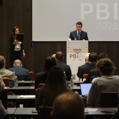 2c6b01548af669dae674a8aac4c7412d