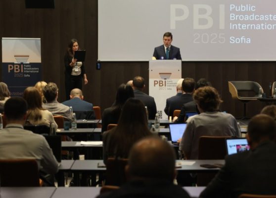 636880fa5e113693fb51b99178ec564c